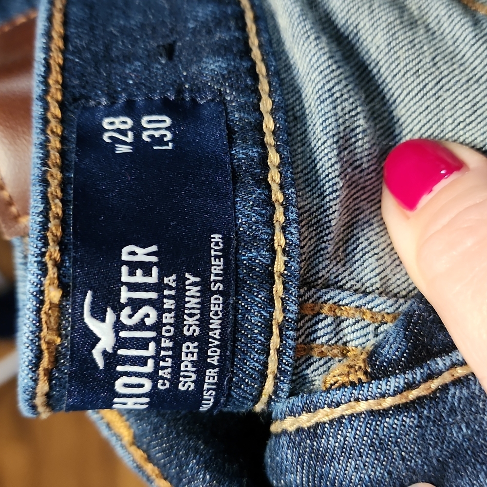 Jeans - Picture 2 of 3